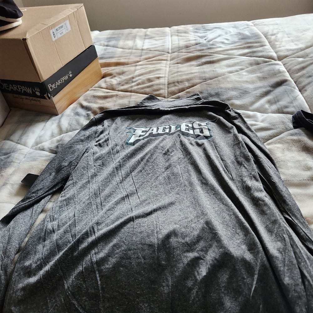 Pullover - Picture 2 of 3